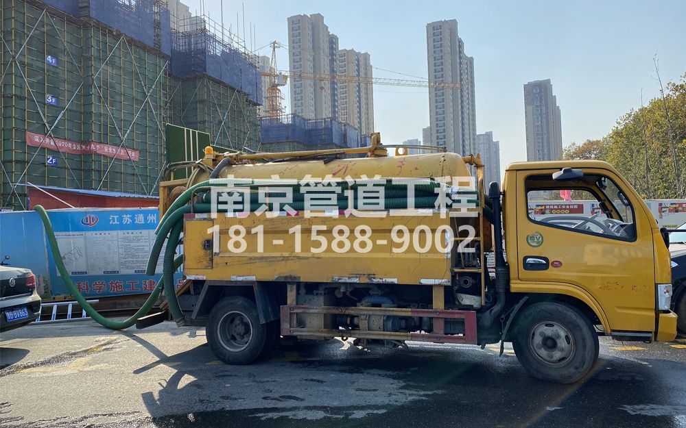 265裴家桥建筑工地抽粪