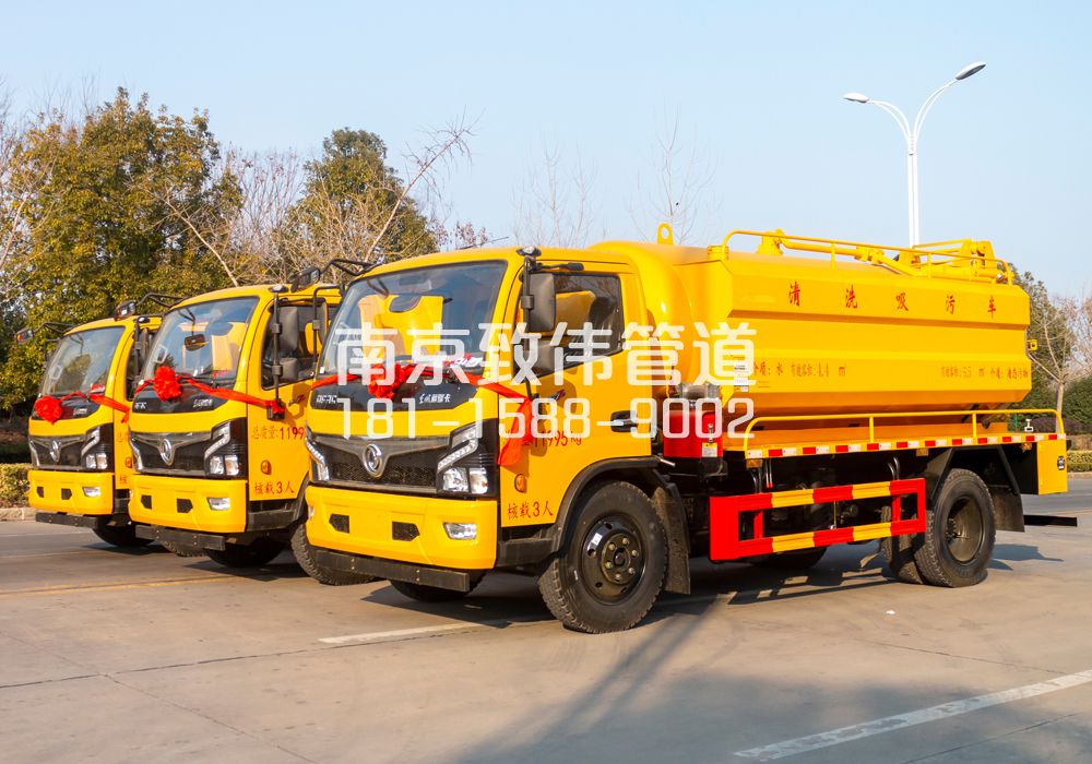 369裴家桥多利卡吸污车